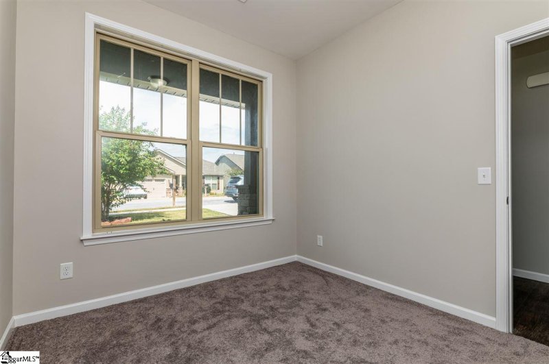 Property image 4 at 211 Downs Road, Greenville, SC 29617