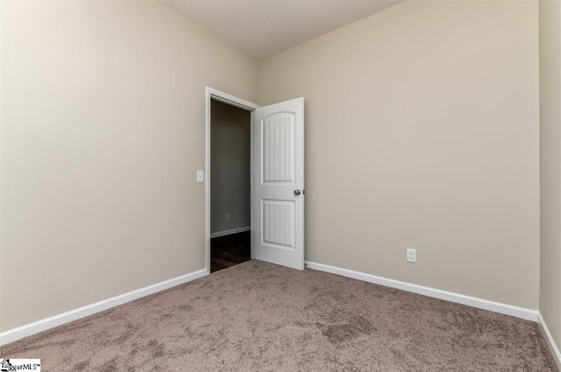 Property image 5 at 211 Downs Road, Greenville, SC 29617