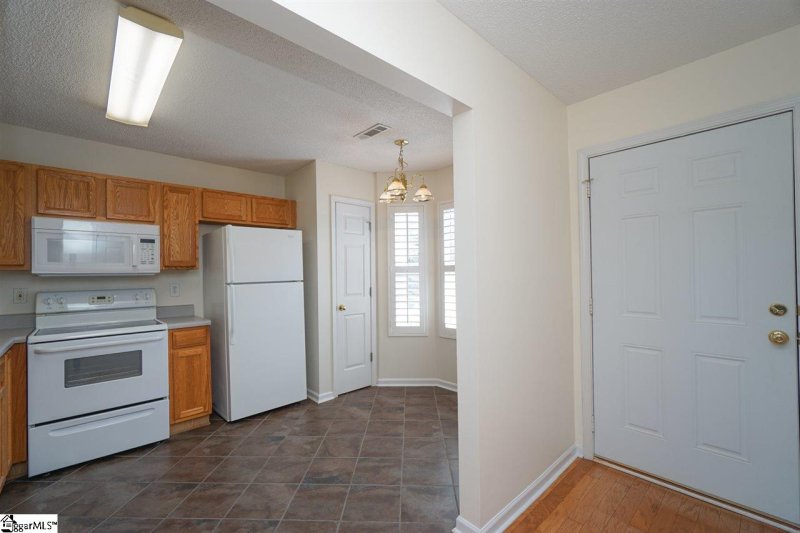 Property image 3 at 11 Bailess Court, Greer, SC 29650