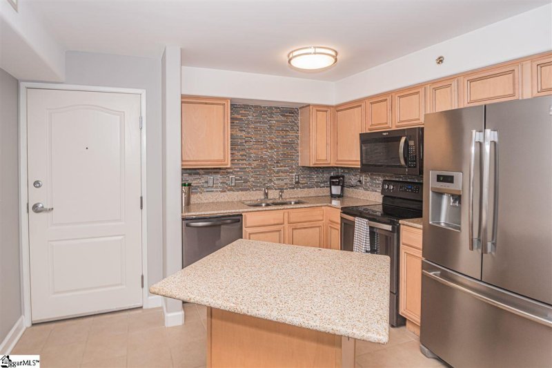 Property image 4 at 1001 S Church Street, Greenville, SC 29601