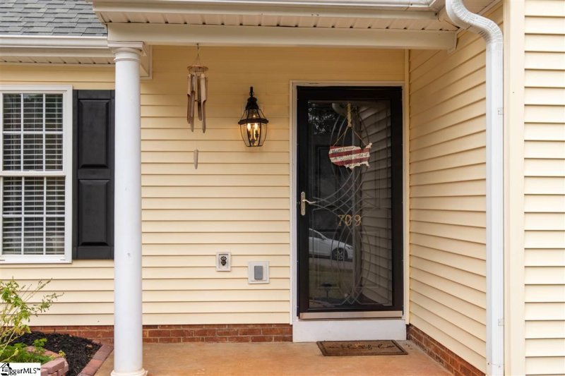 Property image 3 at 709 Sunny Shore Lane, Anderson, SC 29621