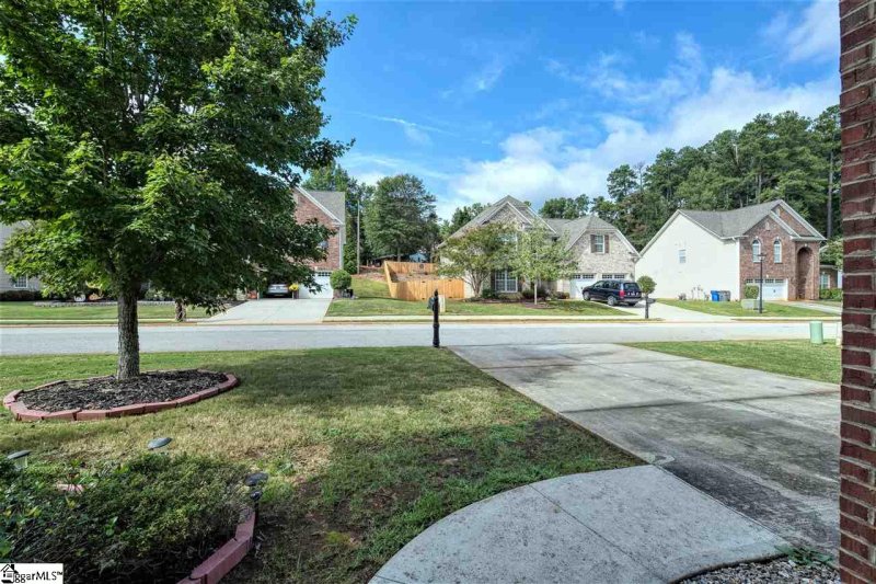 Property image 3 at 236 Haddington Lane, Greenville, SC 29609
