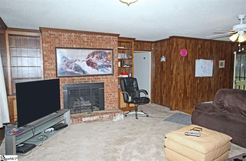 Property image 3 at 1 Flamingo Drive, Greenville, SC 29609