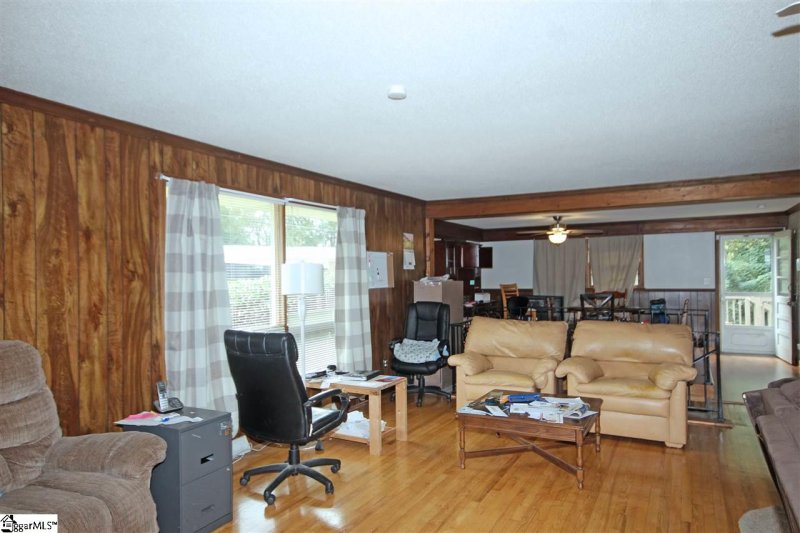 Property image 4 at 1 Flamingo Drive, Greenville, SC 29609