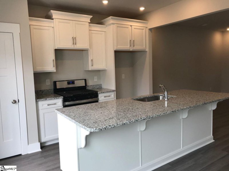 Property image 3 at 139 Addington Lane, Simpsonville, SC 29681