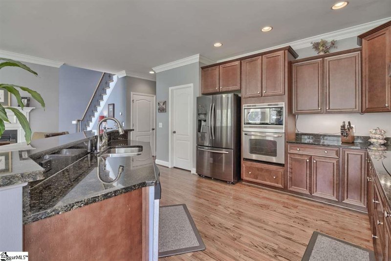 Property image 5 at 214 Moss Wood Circle, Simpsonville, SC 29681