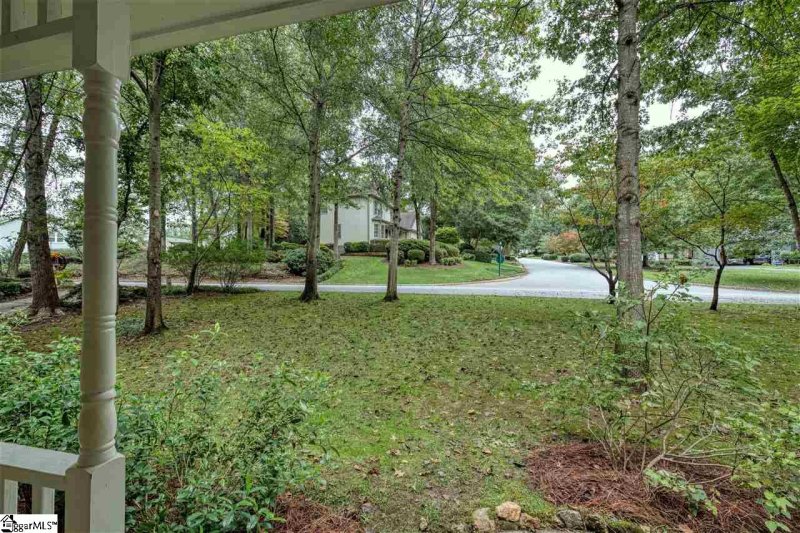 Property image 4 at 9 Oak Brook Way, Taylors, SC 29687