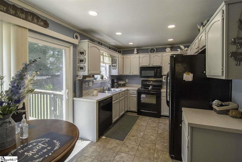 Property image 2 at 244 Furr Road, Piedmont, SC 29673