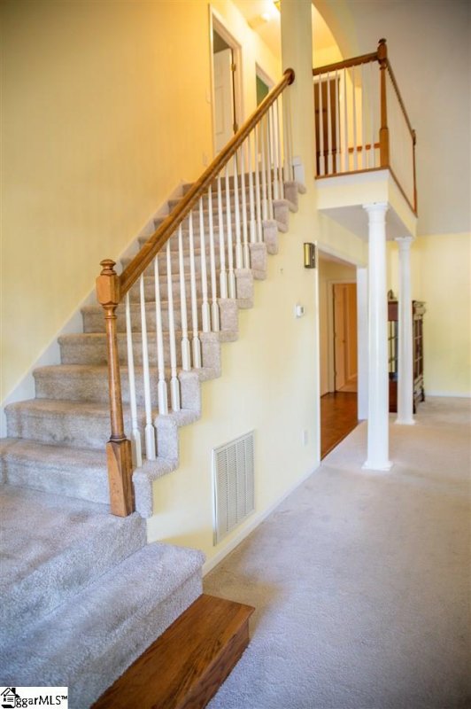 Property image 4 at 102 Saddle Bow Court, Taylors, SC 29687