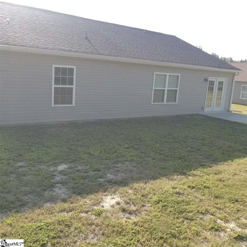 Property image 2 at 202 Essex Drive, Clinton, SC 29325