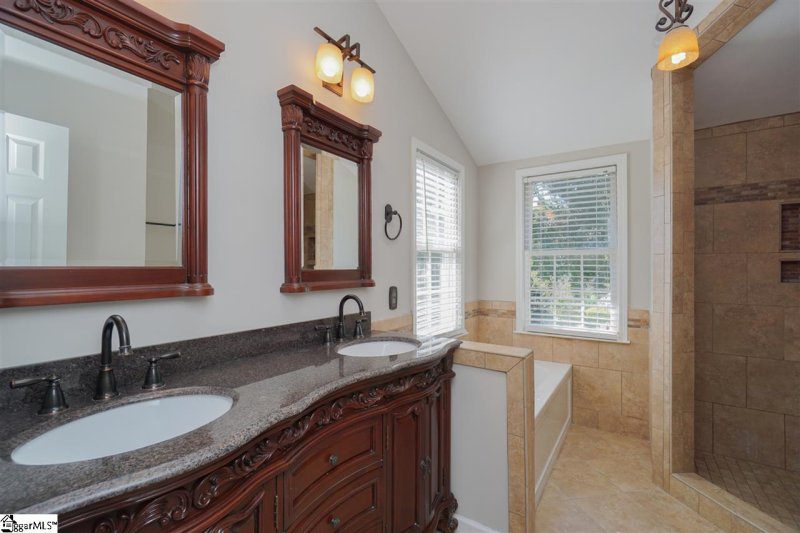 Property image 4 at 109 Westcreek Way, Greenville, SC 29607