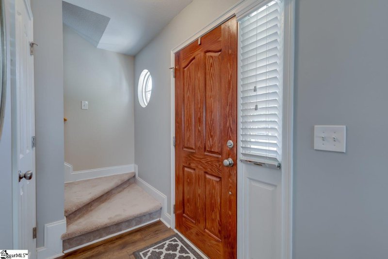 Property image 4 at 219 Silver Run Lane, Greenville, SC 29607