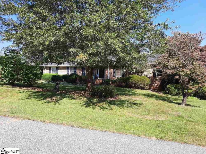 Property image 2 at 119 Churchill Avenue, Greer, SC 29651