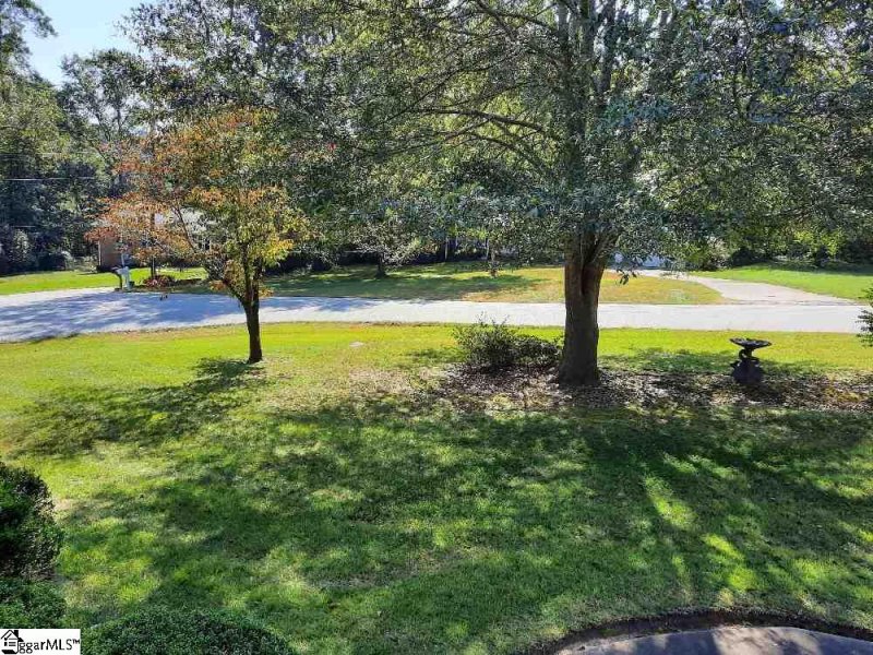 Property image 3 at 119 Churchill Avenue, Greer, SC 29651