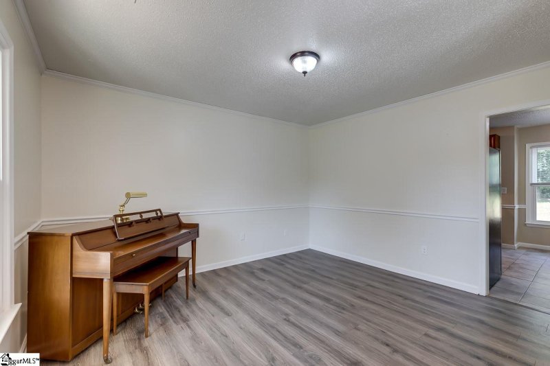 Property image 5 at 113 Wickersham Drive, Simpsonville, SC 29681