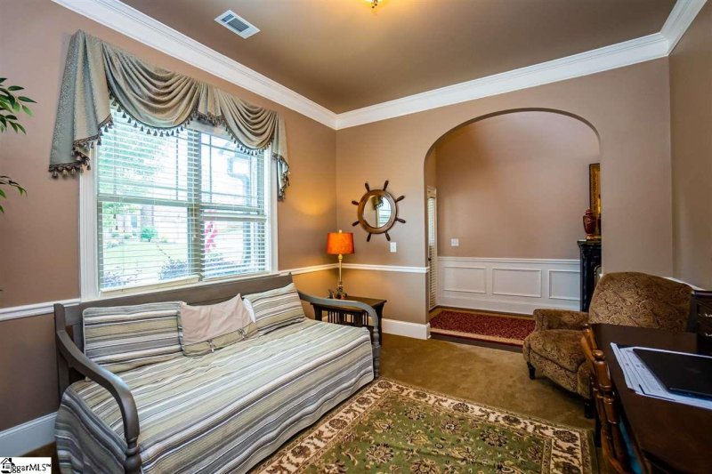 Property image 2 at 6 Lazy Willow Drive, Simpsonville, SC 29680