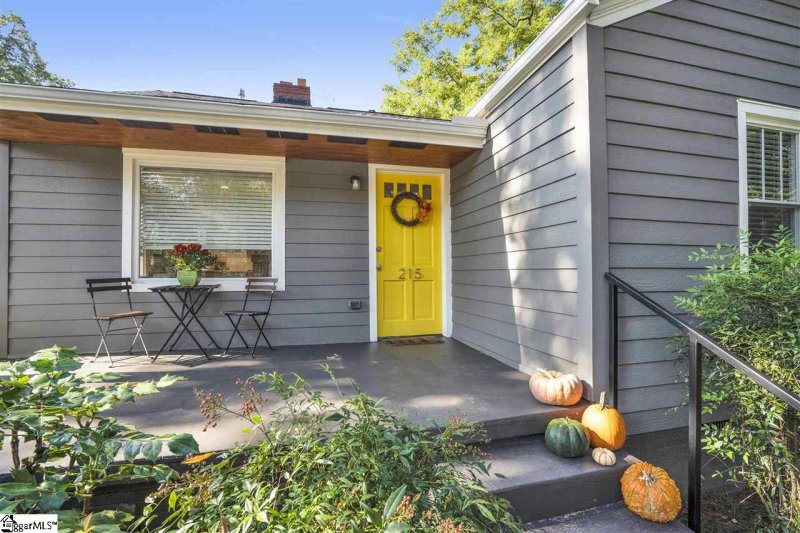 Property image 2 at 215 Sycamore Drive, Greenville, SC 29607