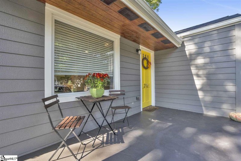 Property image 3 at 215 Sycamore Drive, Greenville, SC 29607