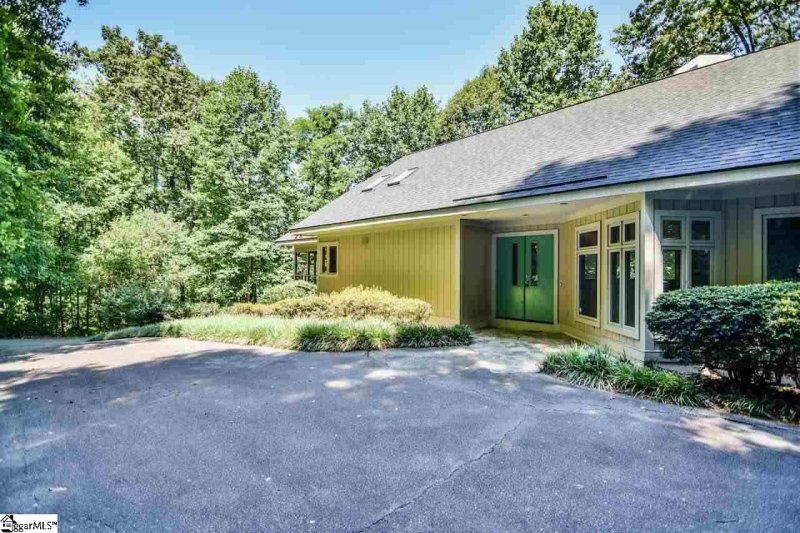 Property image 3 at 1780 Altamont Road, Greenville, SC 29609
