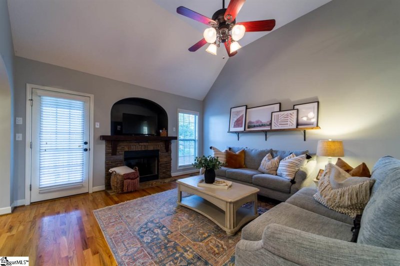 Property image 3 at 318 War Emblem Drive, Boiling Springs, SC 29316-8397