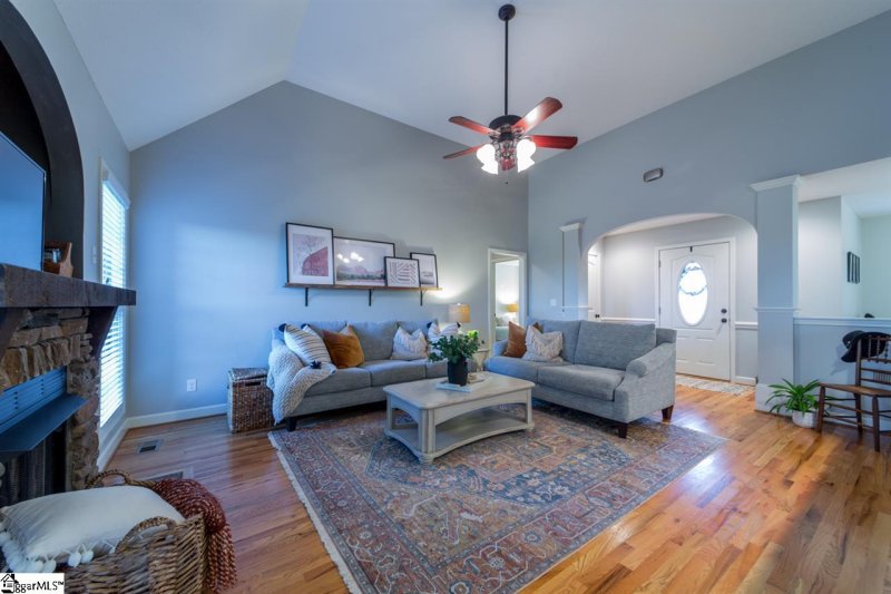 Property image 4 at 318 War Emblem Drive, Boiling Springs, SC 29316-8397