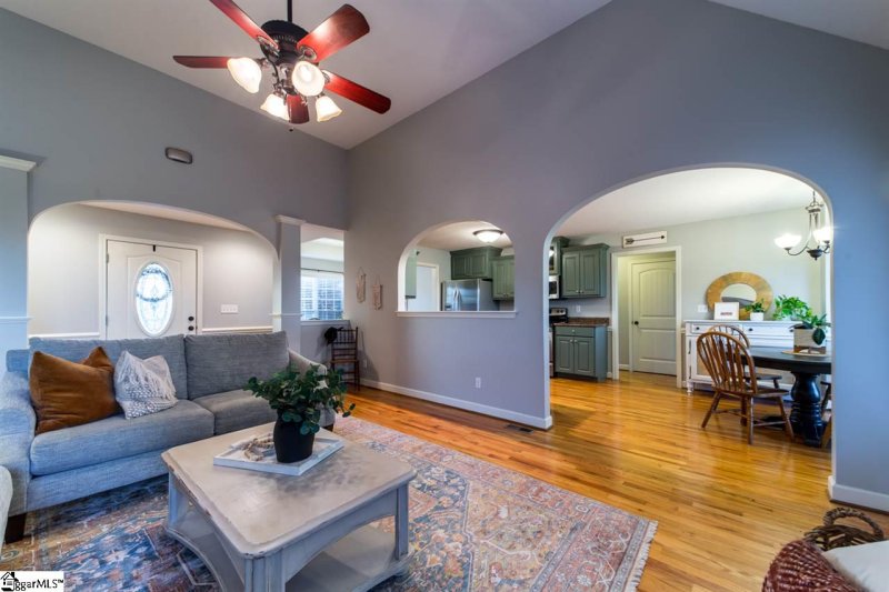 Property image 5 at 318 War Emblem Drive, Boiling Springs, SC 29316-8397