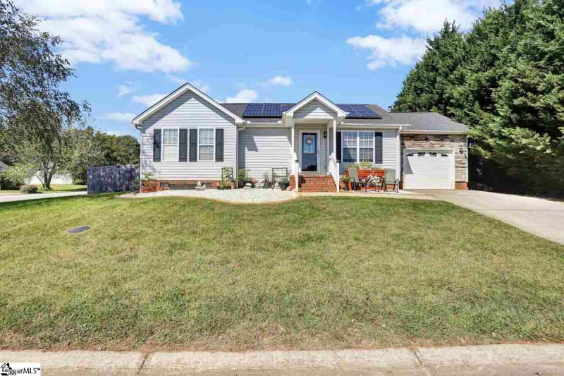 Property image 2 at 1 Casting Court, Taylors, SC 29687-5766