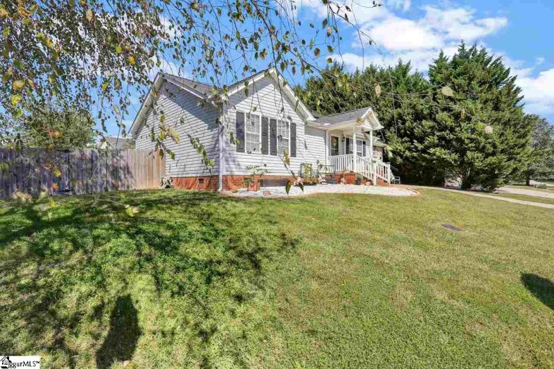 Property image 5 at 1 Casting Court, Taylors, SC 29687-5766