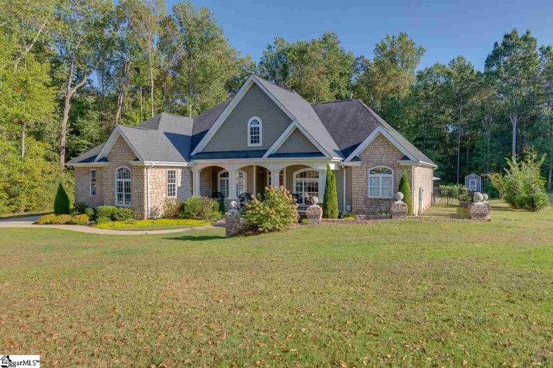 Property image 2 at 1382 Garrison Road, Piedmont, SC 29673