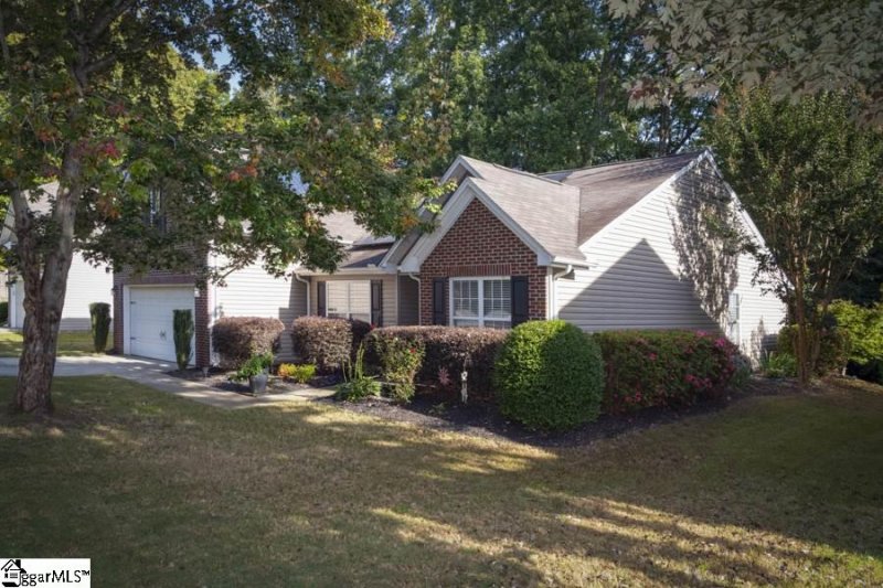 Property image 4 at 206 Manhassett Court, Greenville, SC 29607