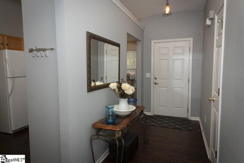 Property image 5 at 206 Manhassett Court, Greenville, SC 29607