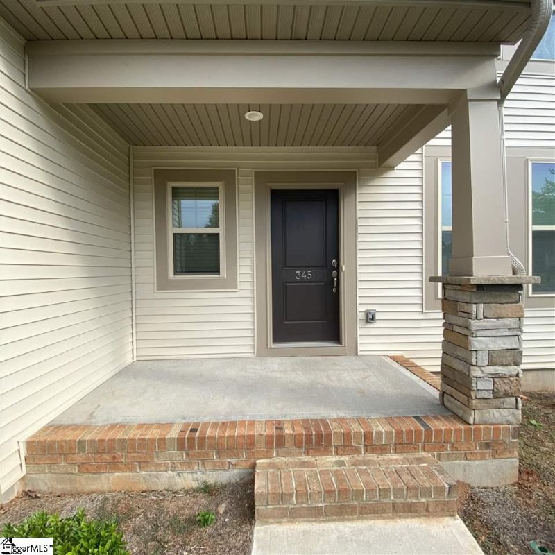 Property image 2 at 345 Castleton Circle, Boiling Springs, SC 29316