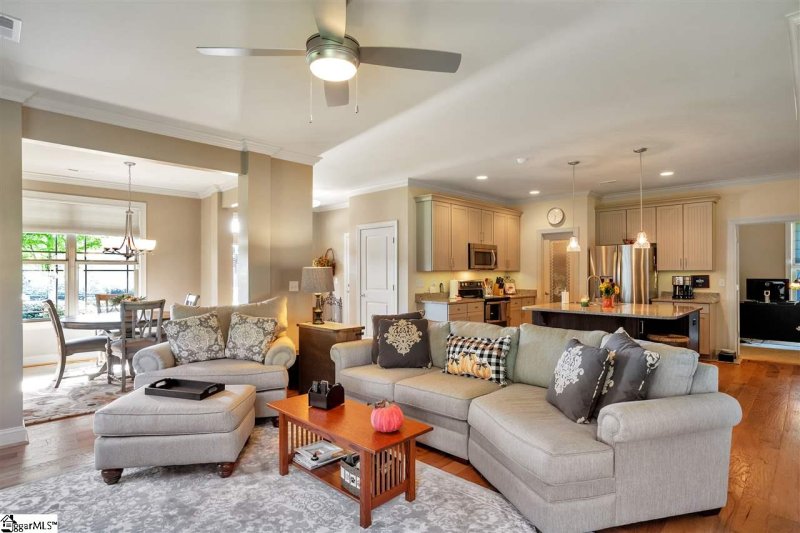 Property image 4 at 308 Owasso Drive, Greenville, SC 29615