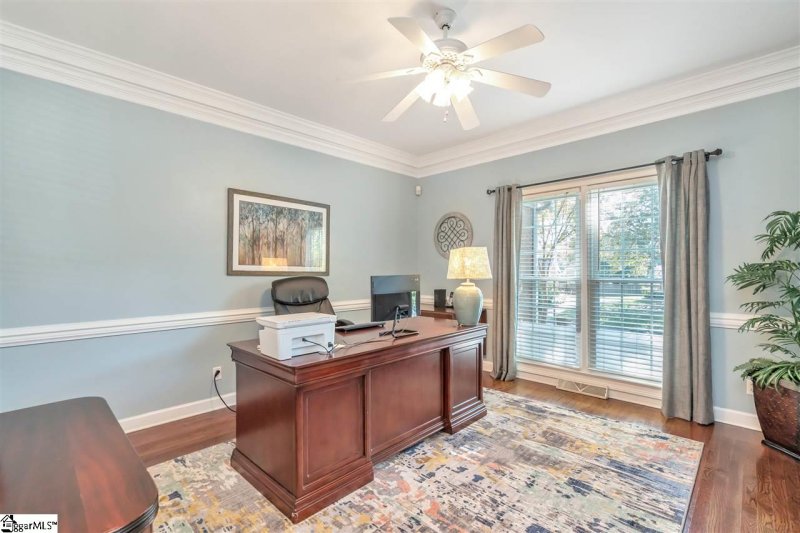 Property image 4 at 6 W Thistle Lane, Greenville, SC 29615
