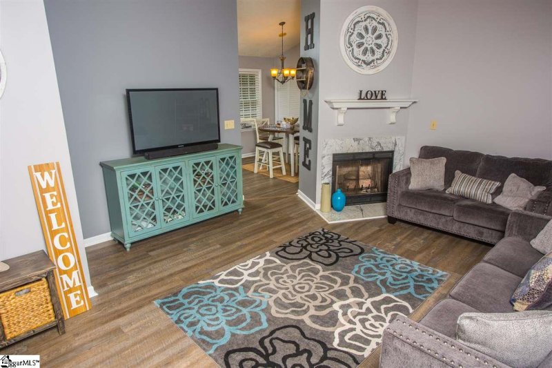 Property image 5 at 24 Cooperfield Avenue, Piedmont, SC 29673