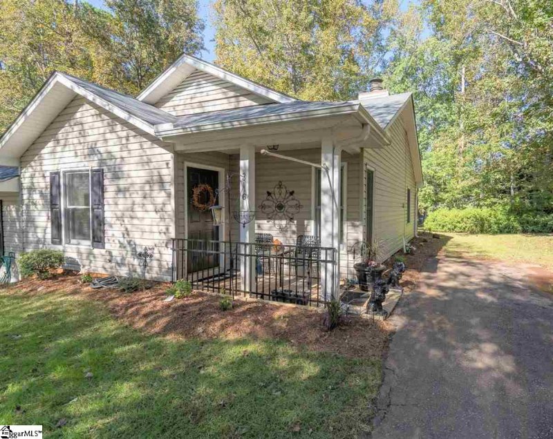 Property image 2 at 6 Charterhouse Court, Piedmont, SC 29673-9143