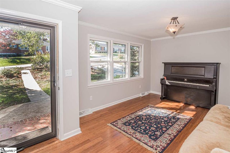 Property image 3 at 826 Butler Springs Road, Greenville, SC 29615