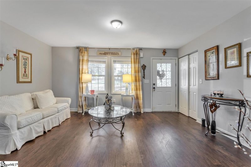 Property image 3 at 311 Boyd Avenue, Simpsonville, SC 29681