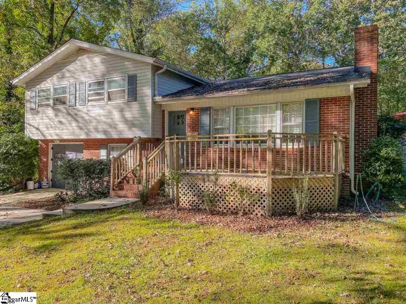 Property image 3 at 109 Forestdale Drive, Taylors, SC 29687
