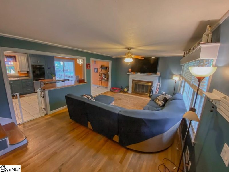 Property image 4 at 109 Forestdale Drive, Taylors, SC 29687