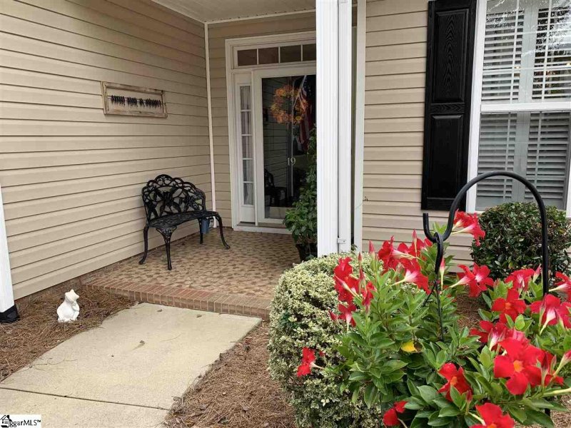 Property image 2 at 19 Rain Flower Drive, Greenville, SC 29615
