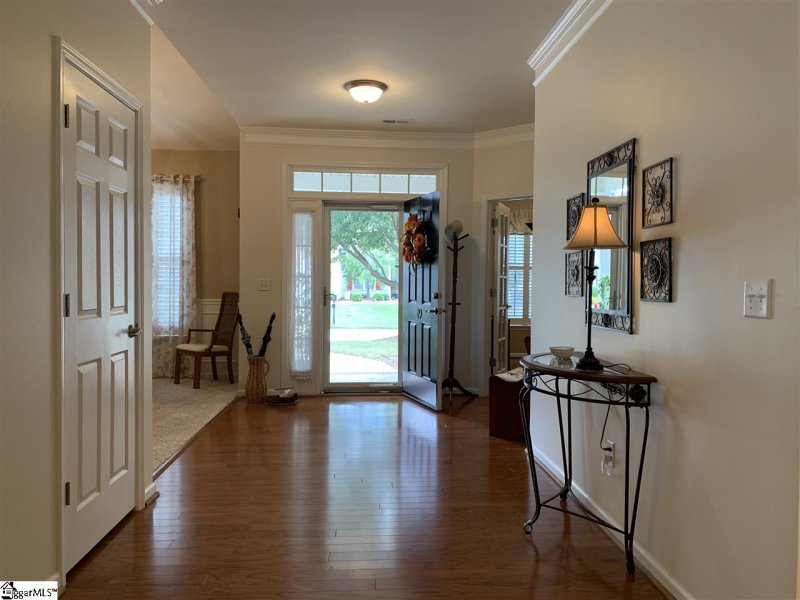 Property image 3 at 19 Rain Flower Drive, Greenville, SC 29615