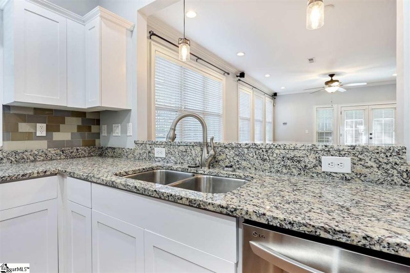 Property image 4 at 20 Howe Street, Greenville, SC 29601