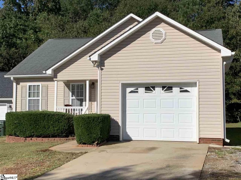 Property image 2 at 119 Cosmos Lane, Greer, SC 29651