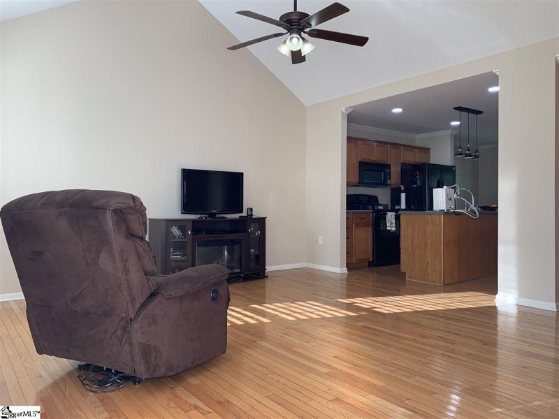 Property image 5 at 119 Cosmos Lane, Greer, SC 29651