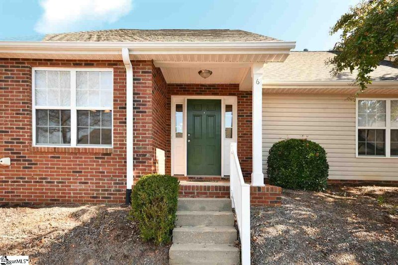 Property image 2 at 6 Hillside Glen Drive, Greer, SC 29650