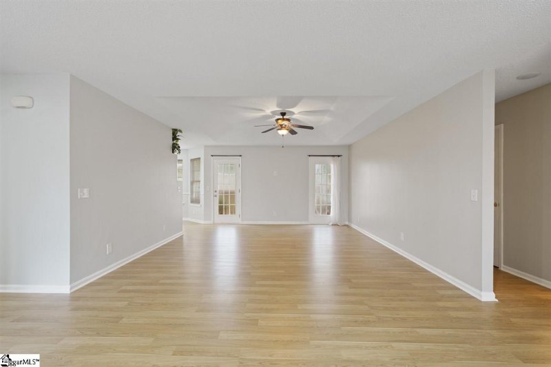 Property image 5 at 2 Shumagin Court, Greenville, SC 29605