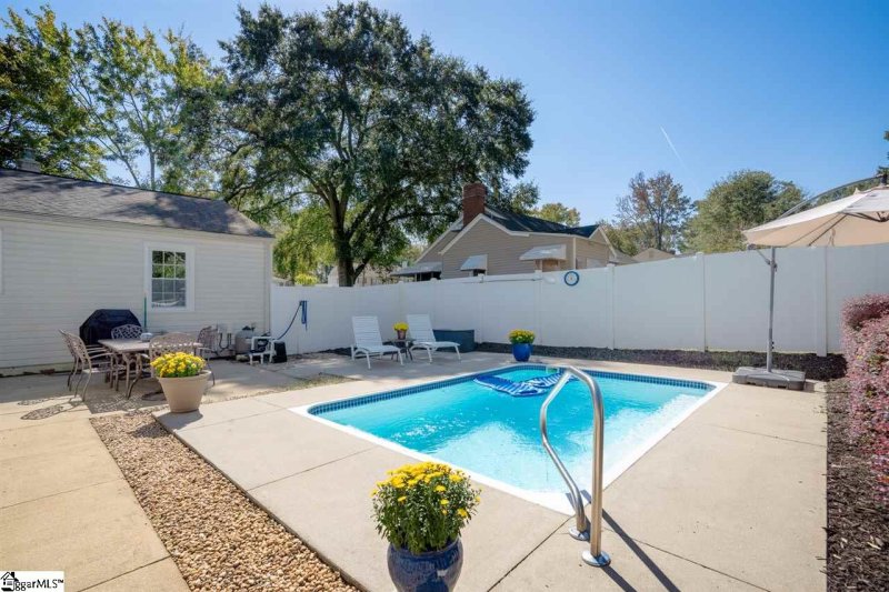 Property image 5 at 113 Princeton Avenue, Greenville, SC 29607