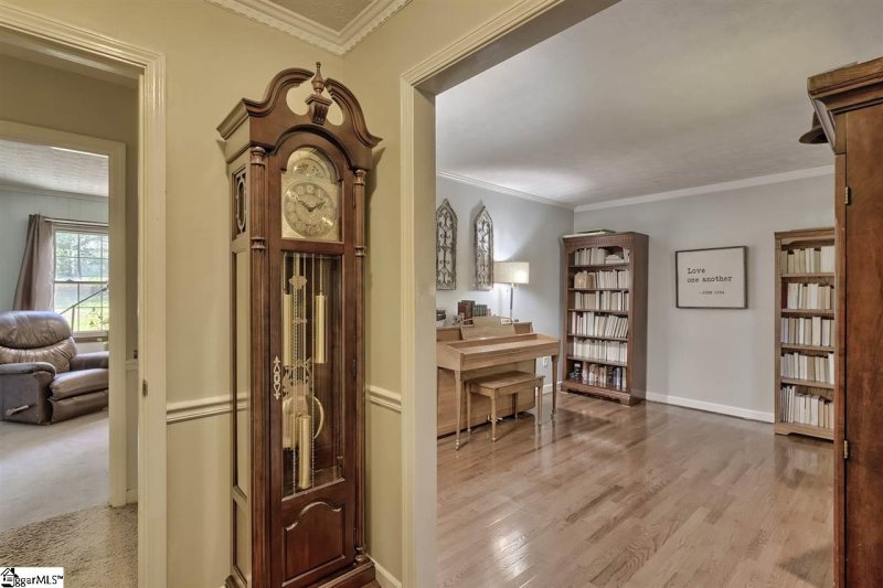 Property image 2 at 213 Baldwin Circle, Mauldin, SC 29662