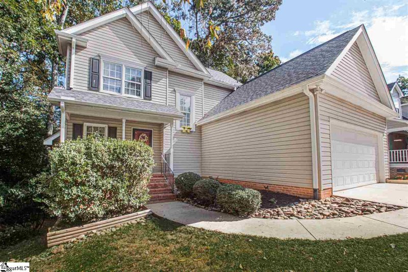 Property image 3 at 16 Danchris Court, Taylors, SC 29687